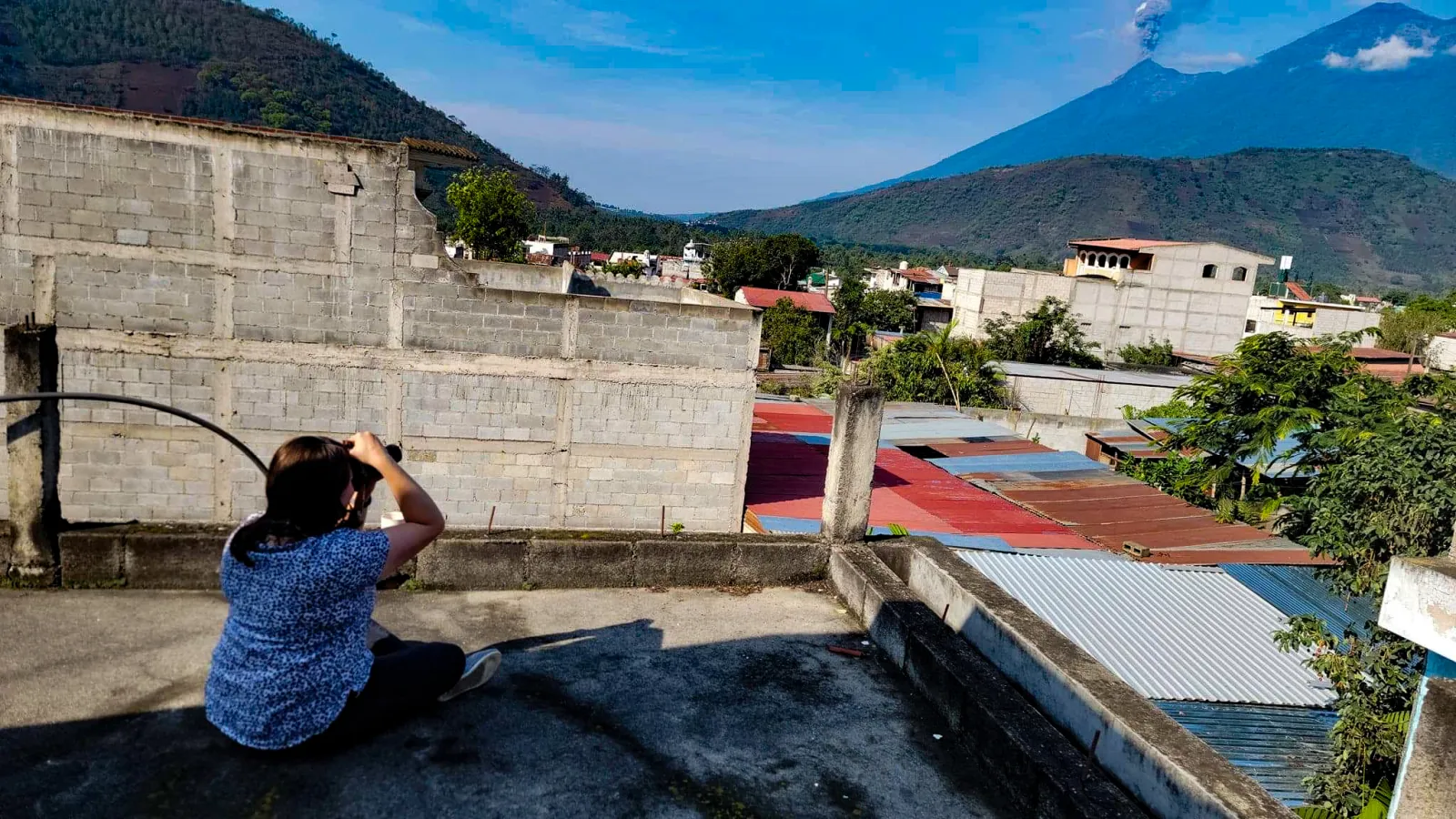 Lindsey taking photos of fuego volcano 