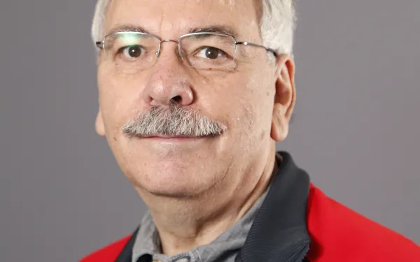 Dr. Franklin Schwartz 