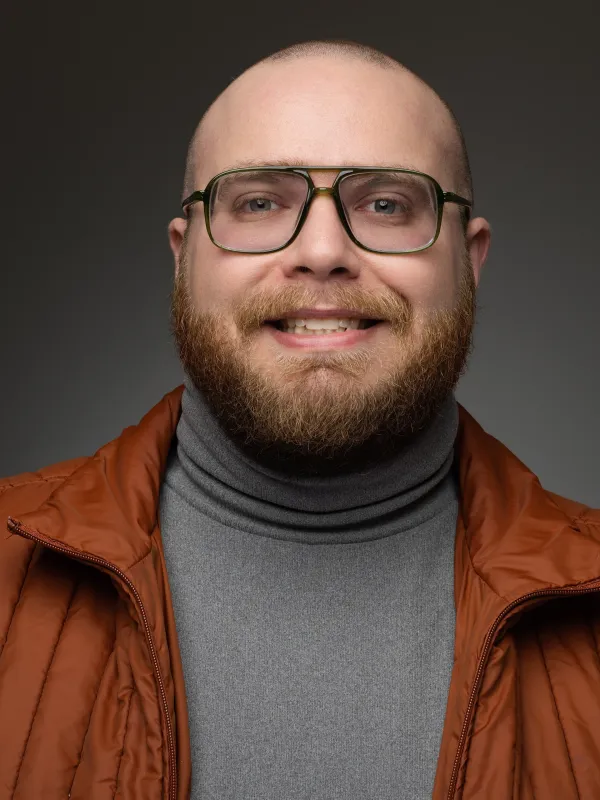 Headshot of Noah Gronewold