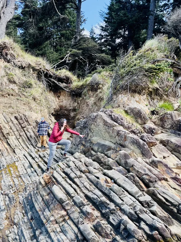 Rene looks at turbidites in washington state